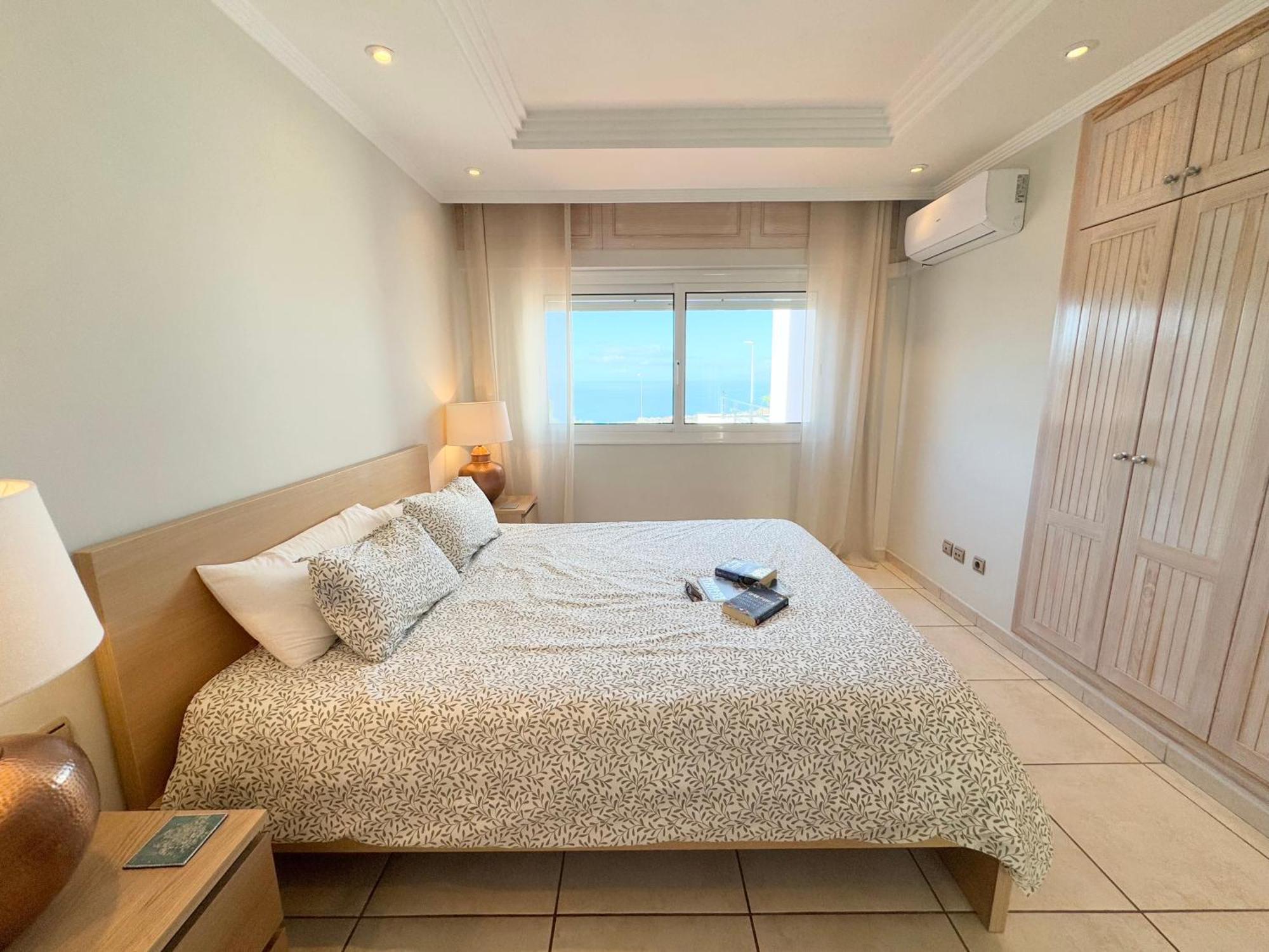 Villa Amorio A Spacious Modern Getaway With A Private Heated Pool & Sea Views Costa Adeje  Exterior photo